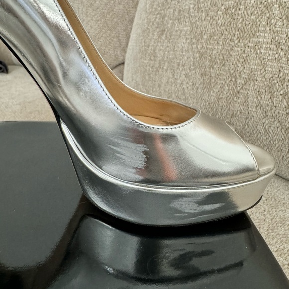 Jimmy Choo - Picture 4 of 8